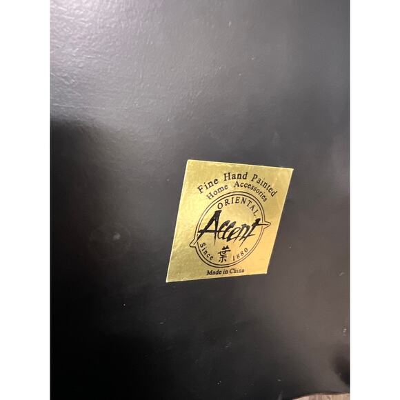 Large Vintage Box Hand Painted Wood - Picture 3 of 3